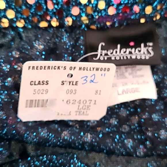 Men's Glitter Trunks, size medium 32" (says LGE) waist, has fly front, NWT. - Picture 3 of 3